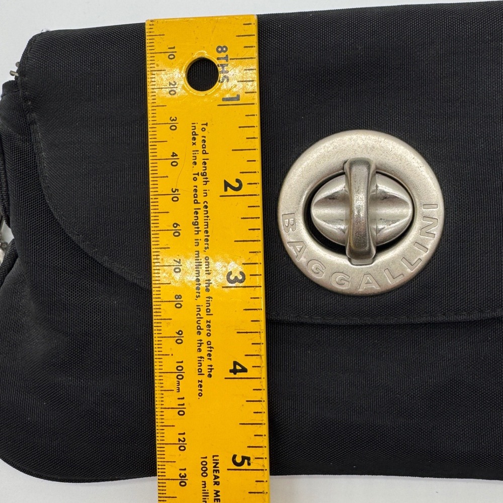 Baggallini Black Nylon Wristlet Clutch Bag With Silver Turn Lock Closure - Picture 5 of 7